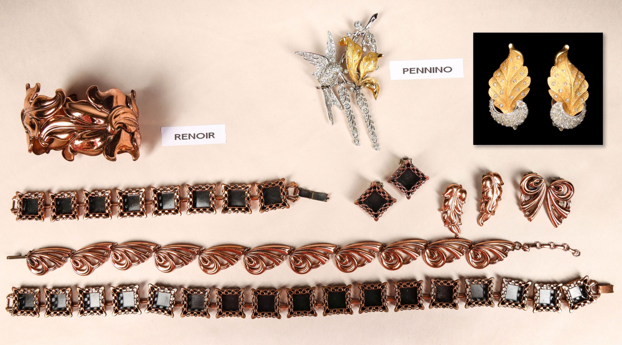 EIGHT PIECES AND SETS OF PENNINO AND RENOIR JEWELRY