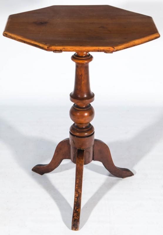 A 19TH CENTURY NEW ENGLAND MAPLE CANDLE STAND