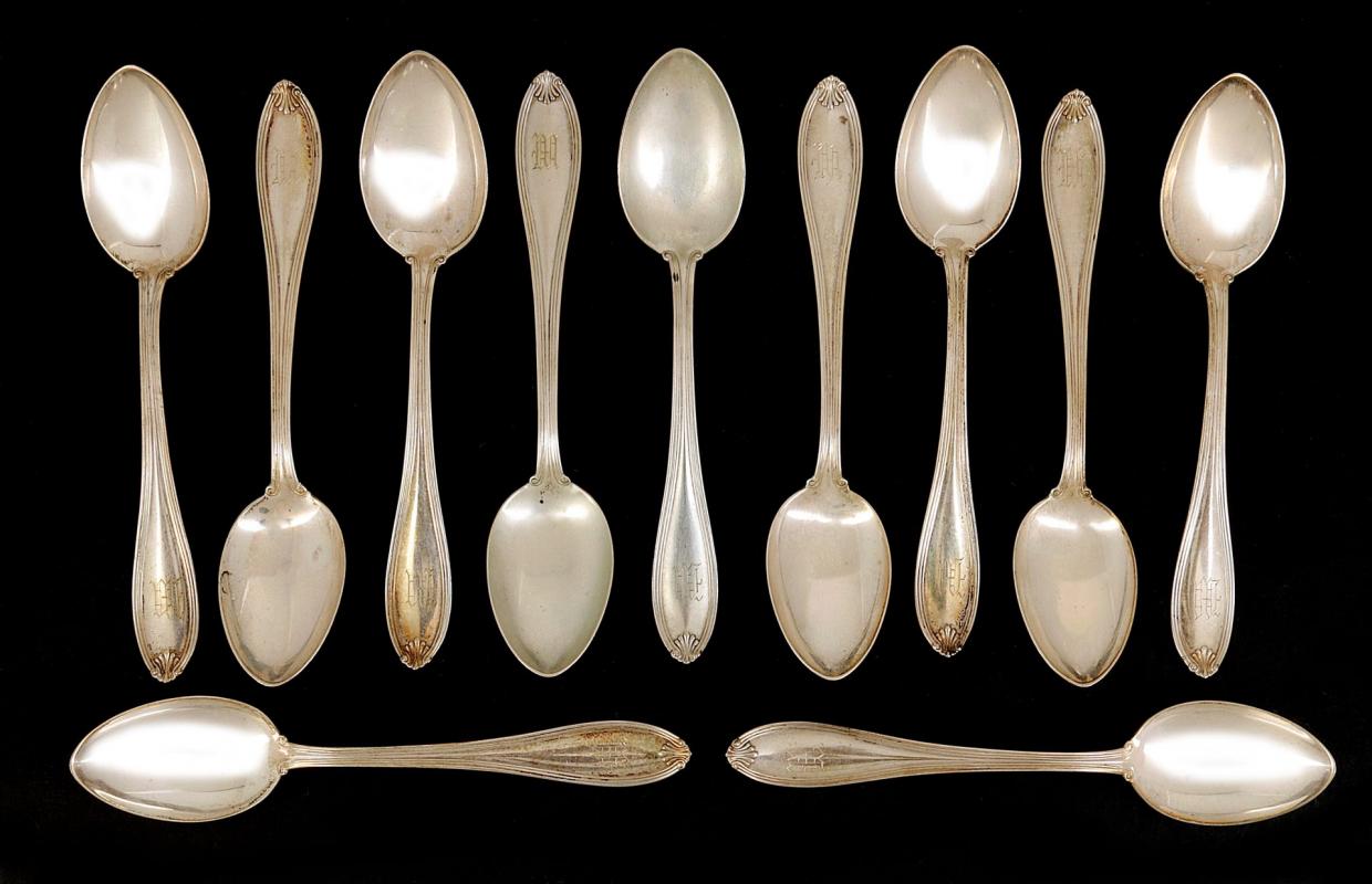 AN ESTATE LOT OF STERLING SPOONS