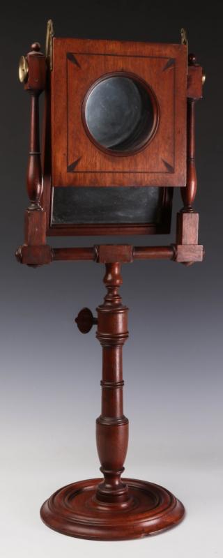 A 19TH CENTURY INLAID ZOGRASCOPE PICTURE VIEWER