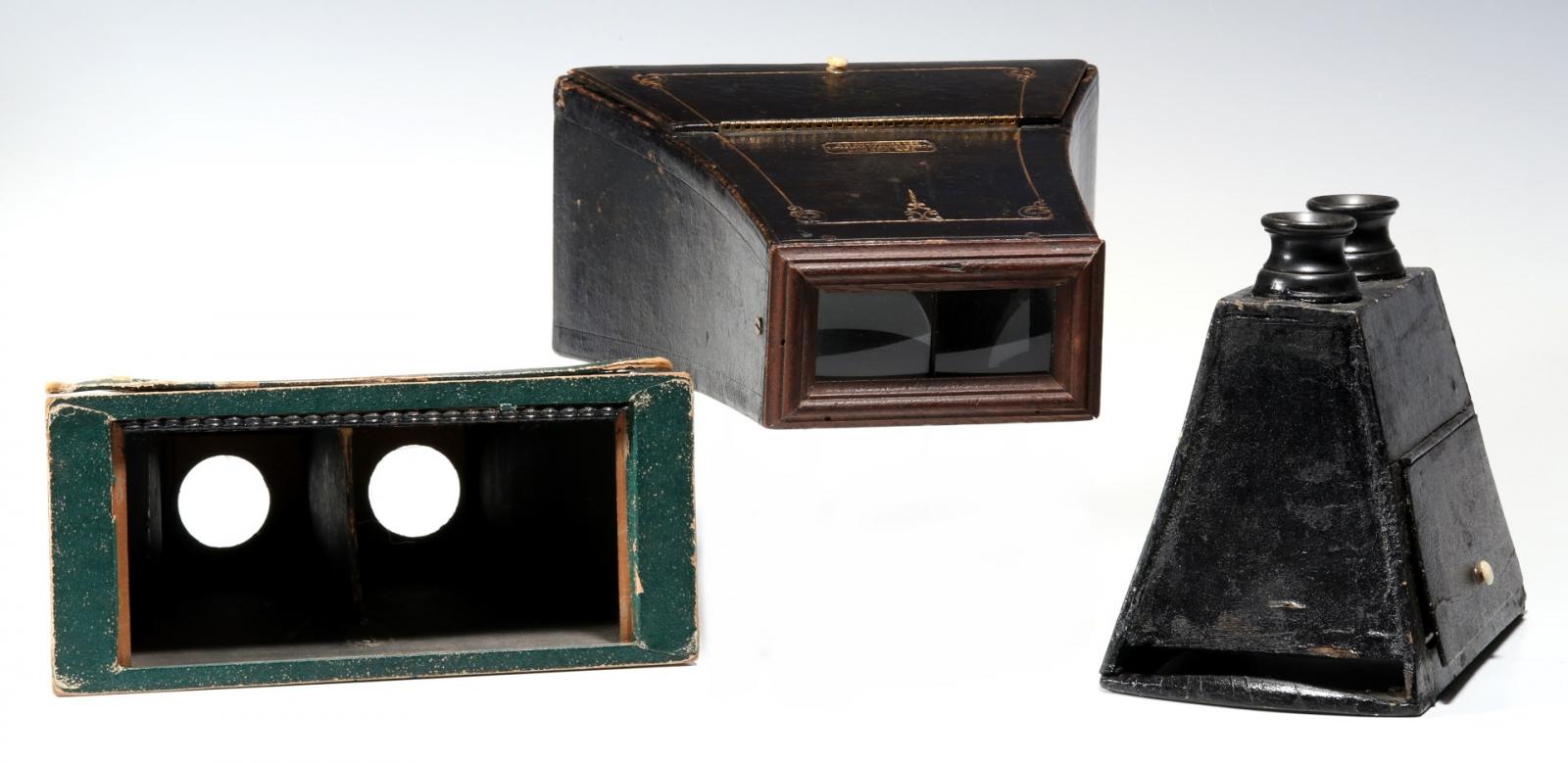 THREE 19TH CENTURY BREWSTER TYPE STEREOSCOPES