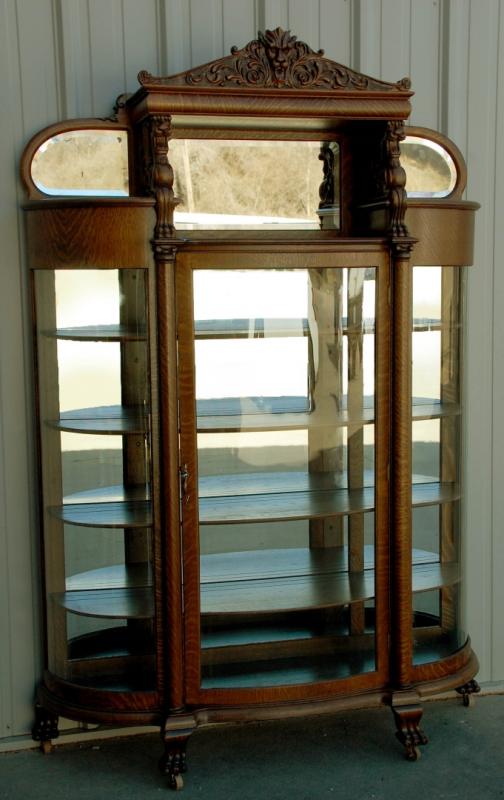 QUARTERSAWN OAK CHINA CABINET WITH WINGED GRIFFINS