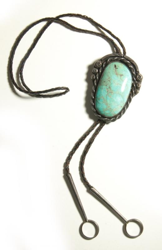 A LARGE HANDSOME NAVAJO BOLO W/TURQUOISE CABOCHON 