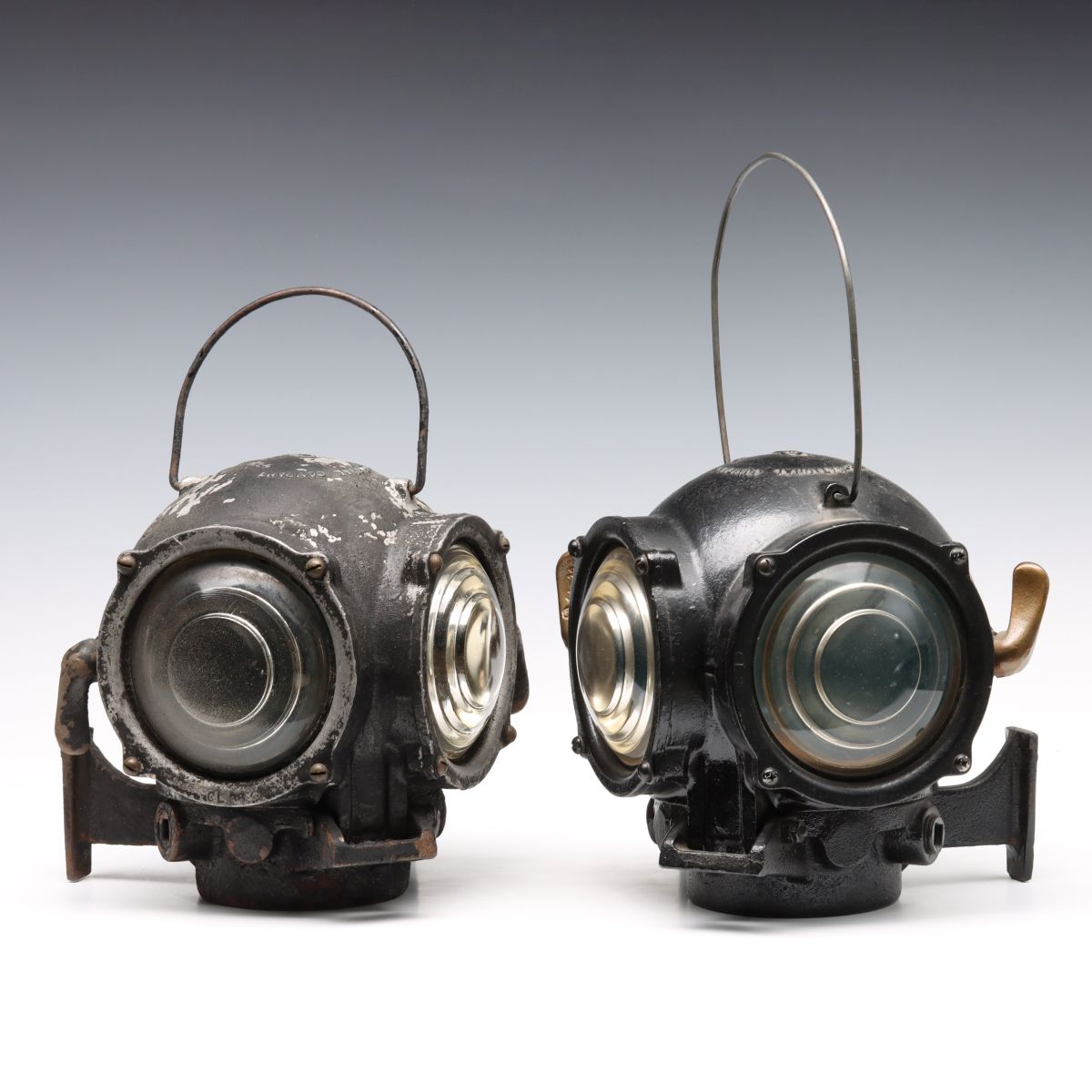 TWO UNMATCHED RAILROAD ENGINE CLASSIFICATION LAMPS