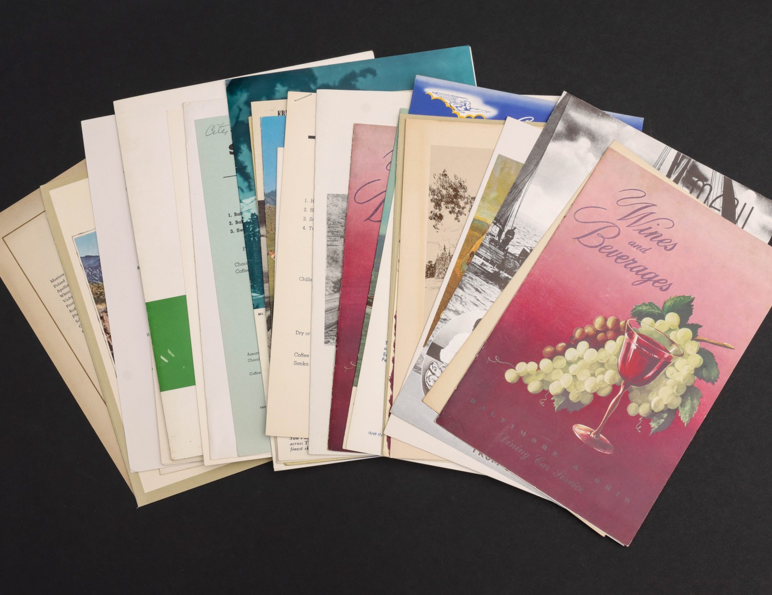 A COLLECTION OF 34 VARIOUS RAILROAD DINING CAR MENUS