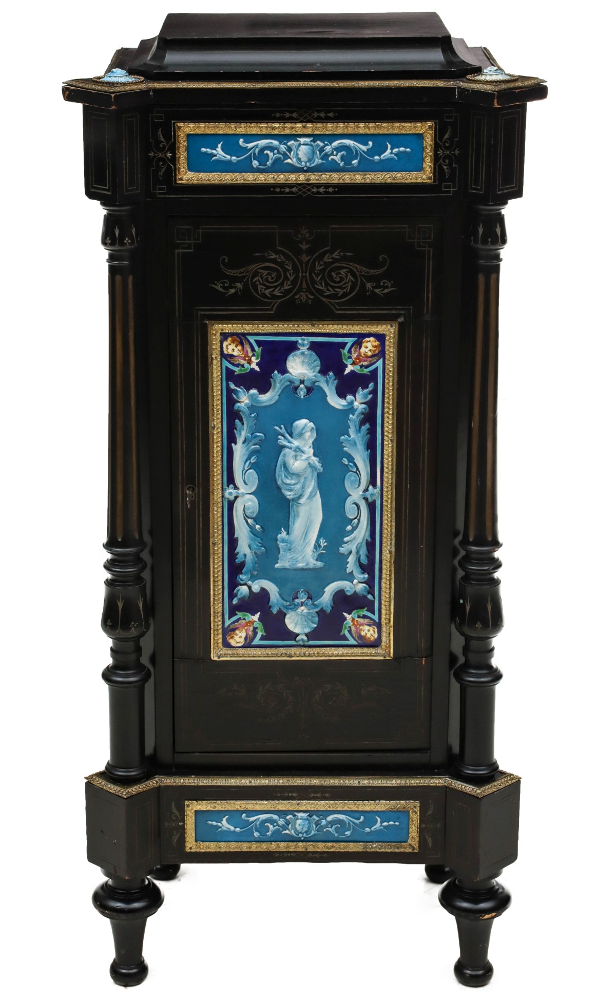 A RENAISSANCE REVIVAL CABINET WITH MAJOLICA C 1900