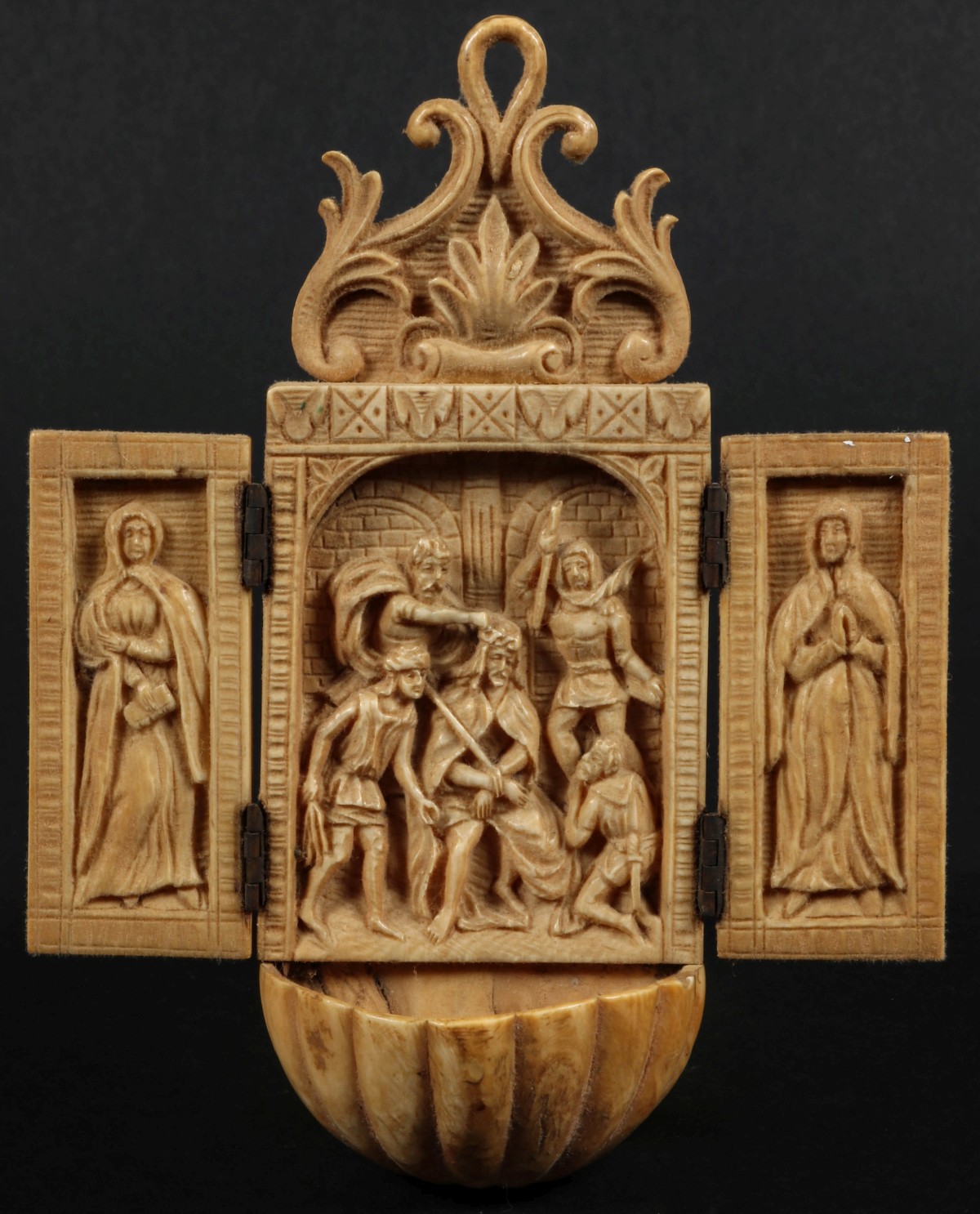 AN 18TH/19TH C. CARVED IVORY TRIPTYCH HOLY WATER FONT