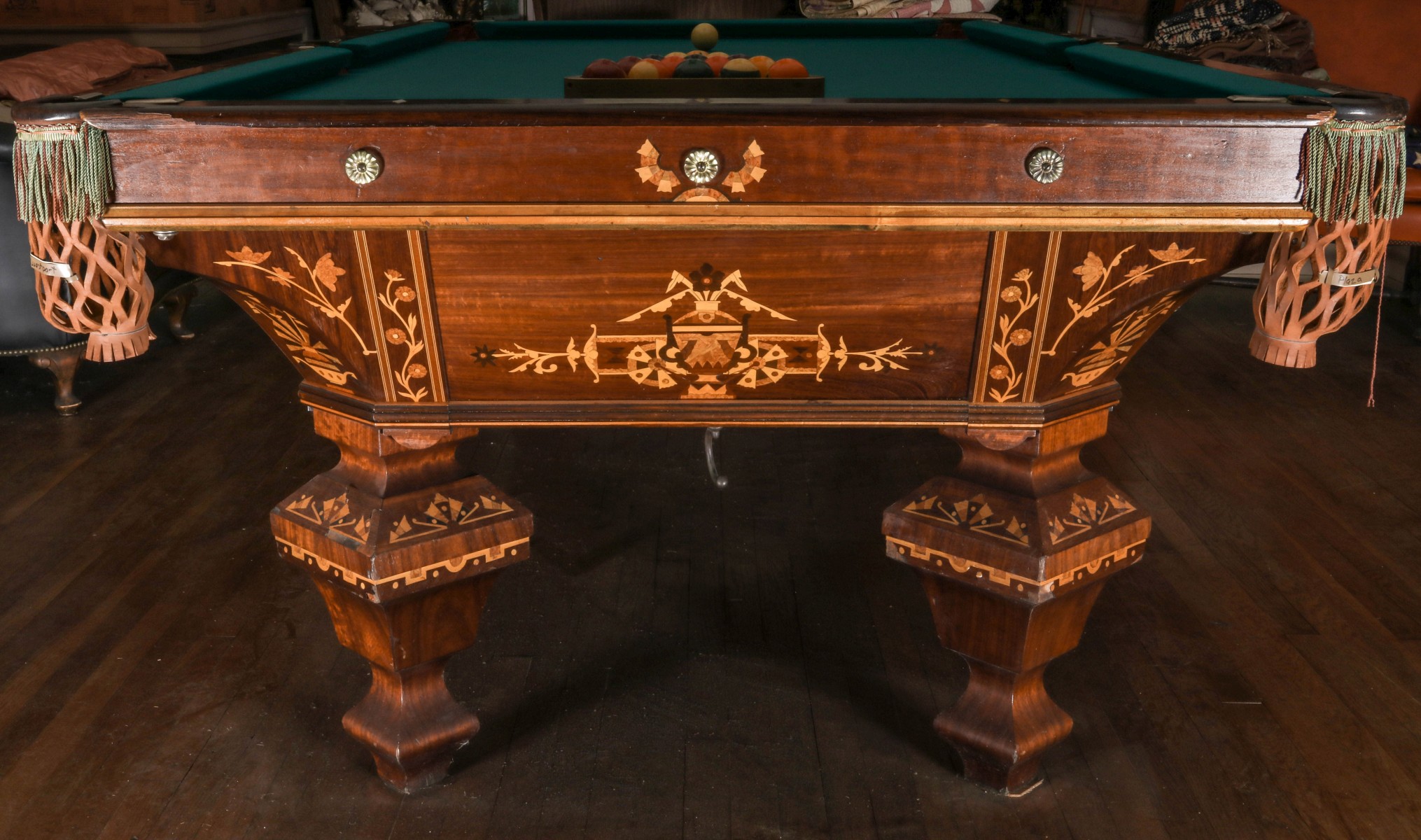 1880s BRUNSWICK 'THE BRILLIANT NOVELTY' POOL TABLE