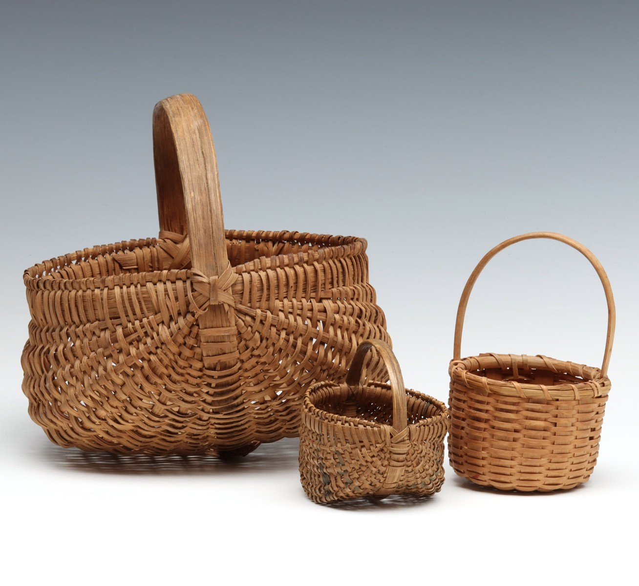 AMERICAN 19TH CENTURY BASKETS INCLUDING MINIATURES