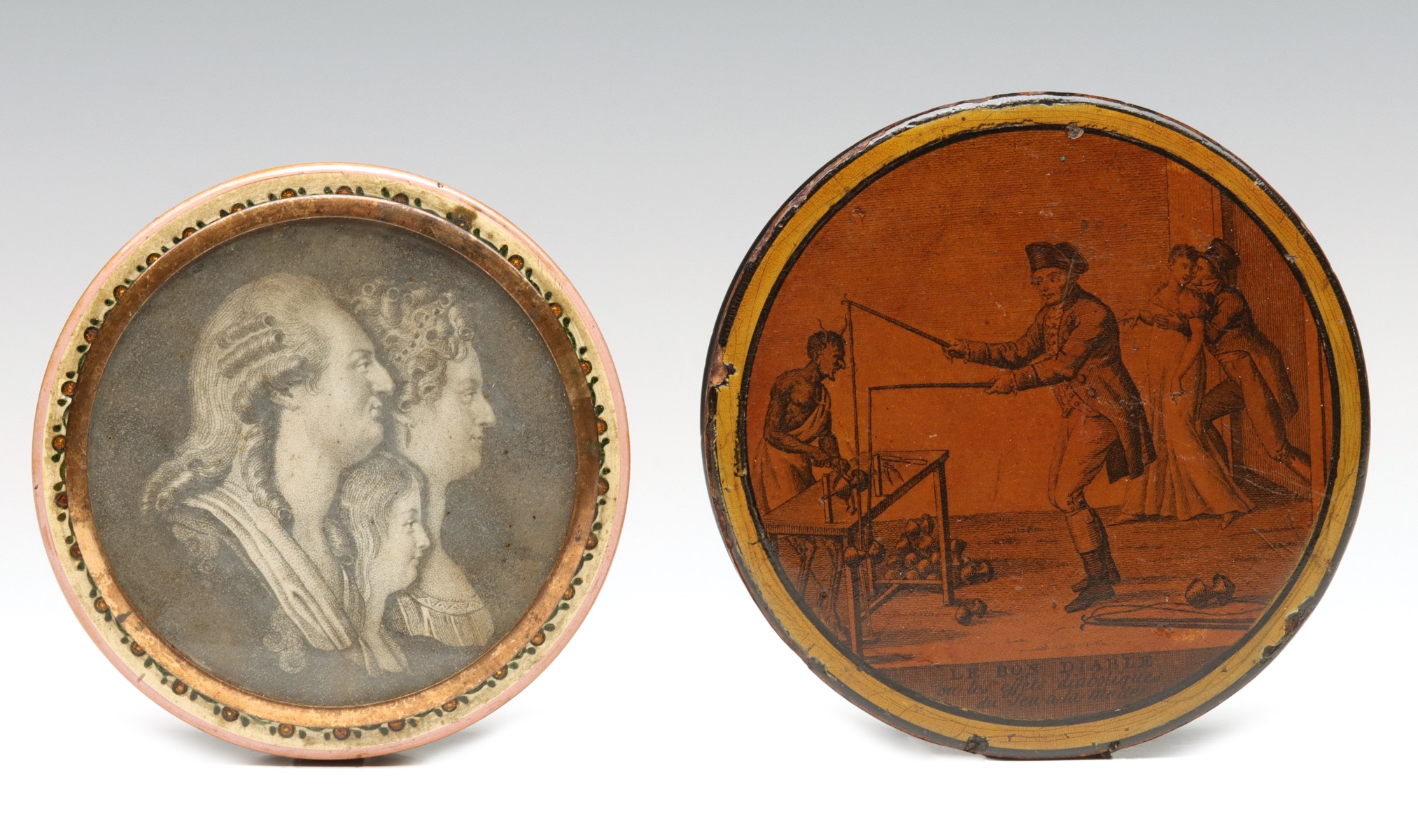 TWO 19TH C. SNUFF BOXES WITH ENGRAVINGS