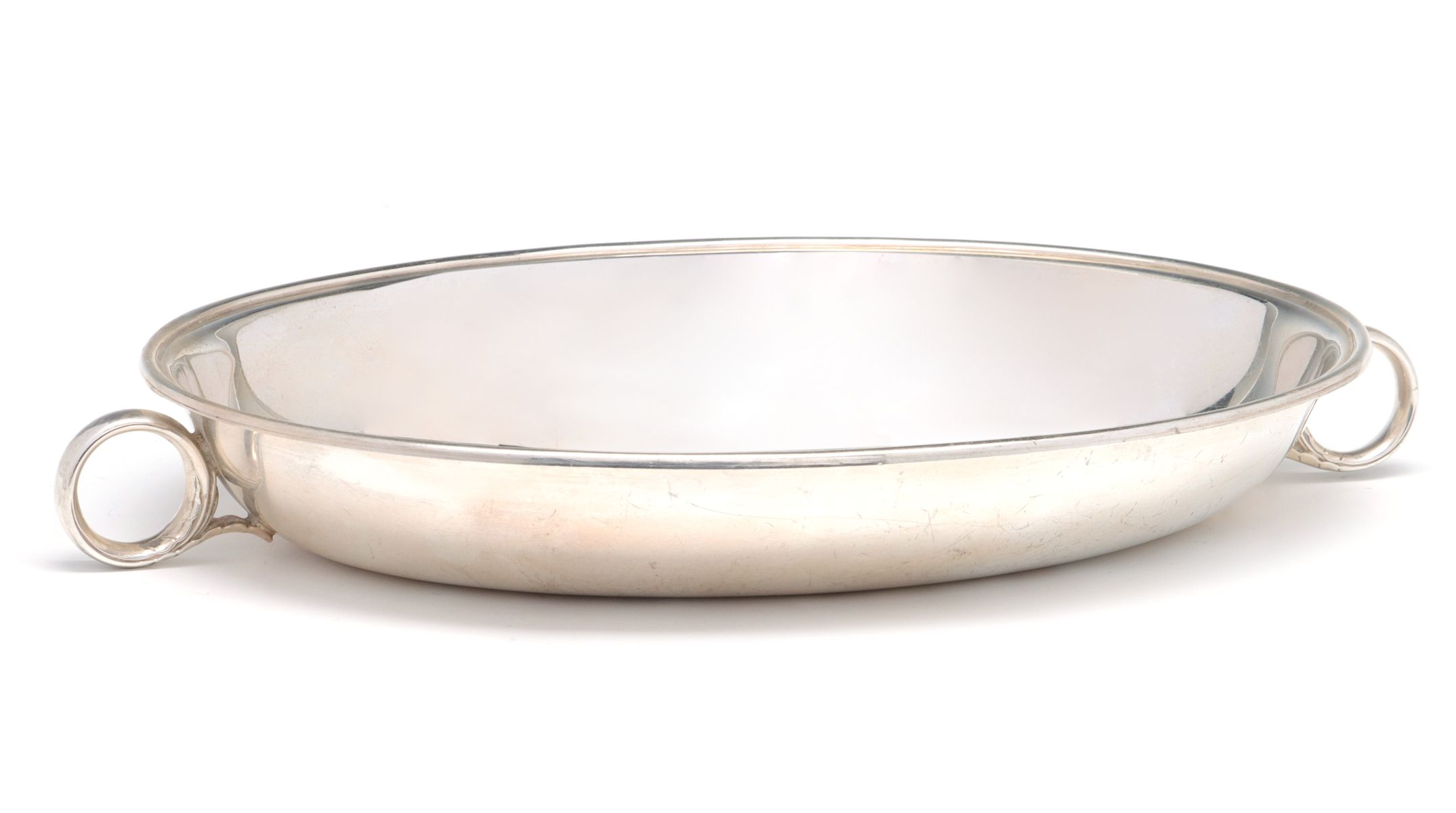 A 20TH C. OVAL STERLING SILVER OPEN DISH