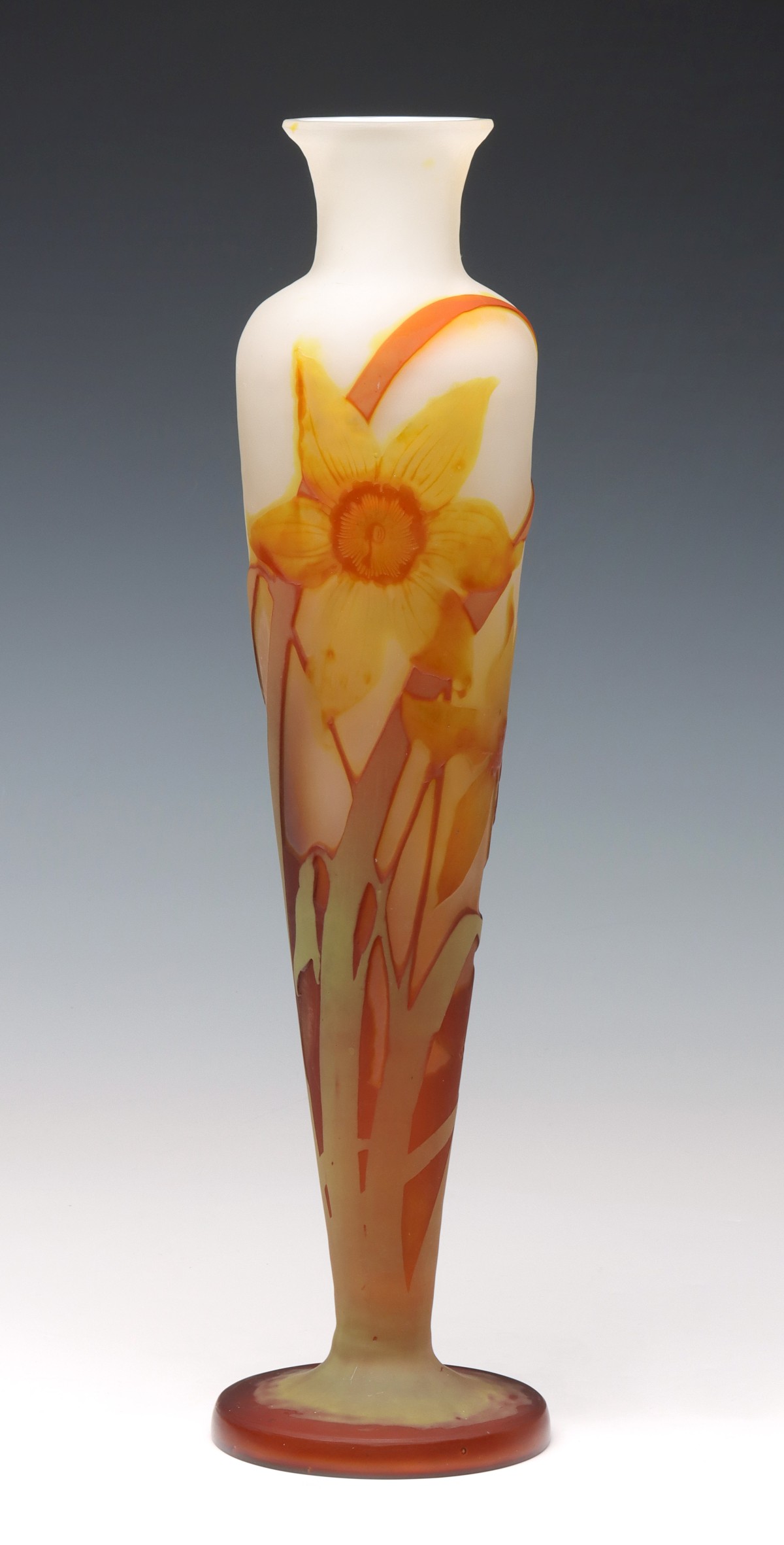 A FRENCH CAMEO GLASS VASE WITH DAFFODILS SIGNED GALLÃ‰