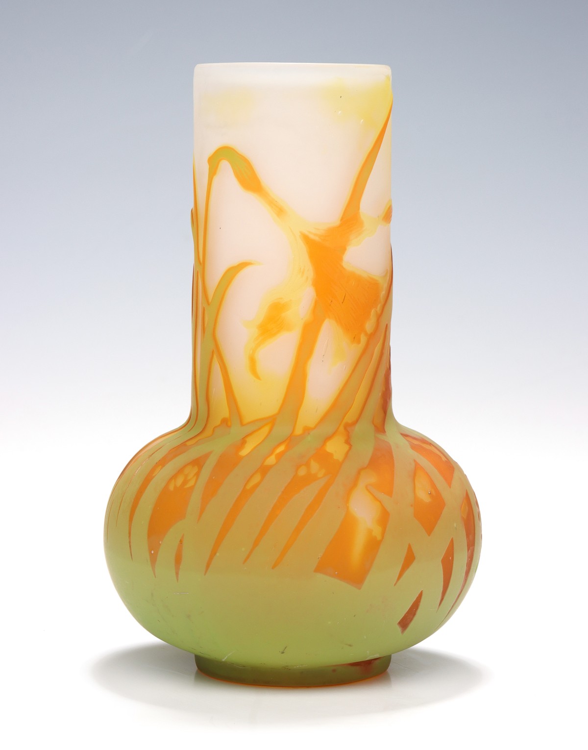 AN ART NOUVEAU FRENCH CAMEO GLASS VASE SIGNED GALLÃ‰