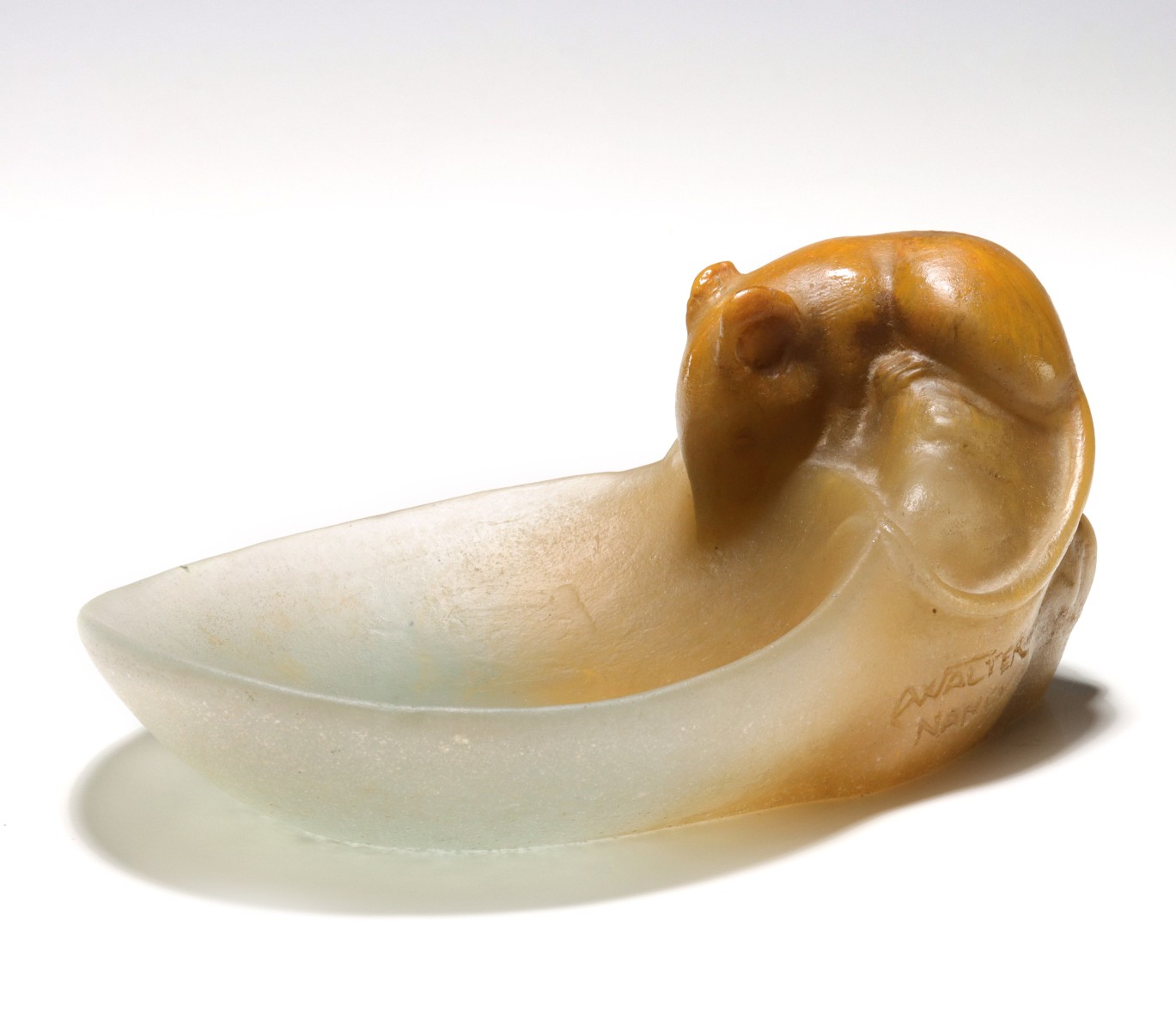 A PATE DE VERRE GLASS DISH WITH MOUSE SIGNED A WALTER