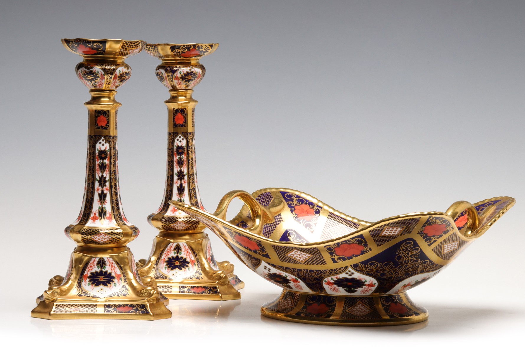 A ROYAL CROWN DERBY OLD IMARI PATTERN CONSOLE